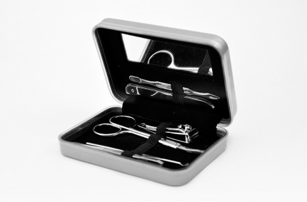 ZESTAW DO MANICURE / PUP Ostrzeszów